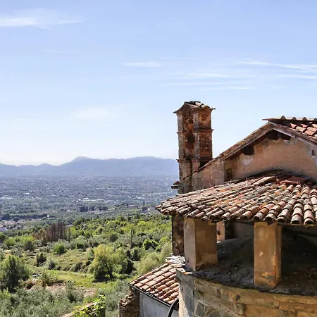 The Monastery Appartement *